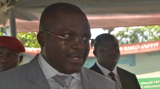 Cameroun : guéri du Covid-19, le gouverneur du Littoral dément sa mort !