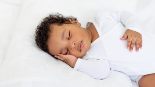 Mort subite du nourrisson : attention aux facteurs de risque