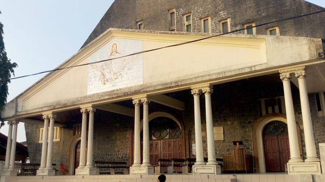 La paroisse Sainte Monique de Maképé de Douala, fermée à cause de la pandémie de coronavirus