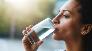 Hydratation : Ce qu'il faut manger pour avoir une peau saine