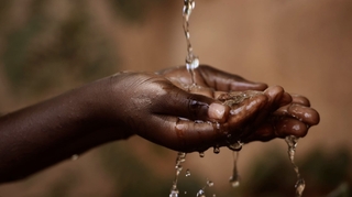 À Mayotte, un tiers de la population n'a pas d'eau !