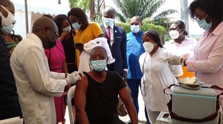 La grippe menace une Côte d'Ivoire en proie au Covid-19