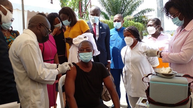 En 2021, la Côte d'Ivoire a élargi sa campagne de vaccination antigrippale aux personnes prioritaires