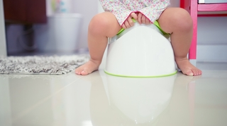 Apprentissage de la propreté : 5 astuces pour aider votre enfant à aller sur le pot