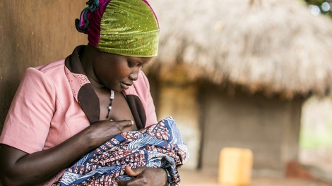 En Afrique, la promotion des substituts du lait maternel menace la santé des enfants