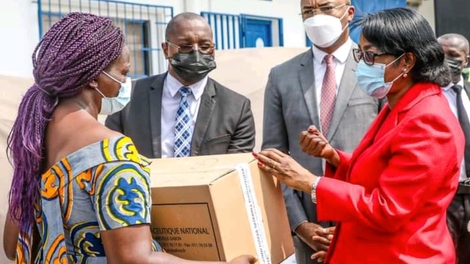 Le Gabon donne des médicaments fabriqués localement aux hôpitaux du pays