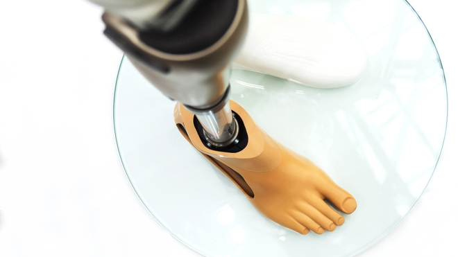 La prothèse est un dispositif médical qui remplace une partie du corps manquante 