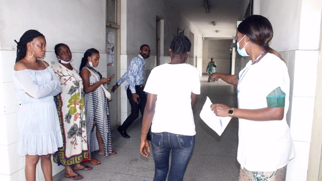 Des patientes venues se faire dépister à l’hôpital de l’amitié sino-congolaise 