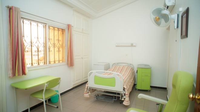 Une chambre de la clinique Medic'Kane, à Dakar