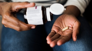 Chlamydia, syphilis... : la prise d'un antibiotique après un rapport sexuel protège-t-elle des IST ?