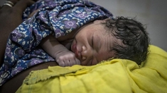 Au Mali, trop de bébés meurent à la naissance
