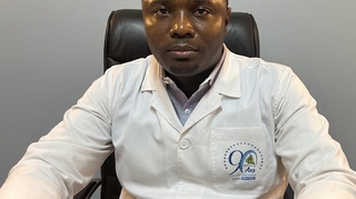 Dr Axel Stéphane Nwaha Makon : “Face au cancer du pénis, la prévention est de mise“