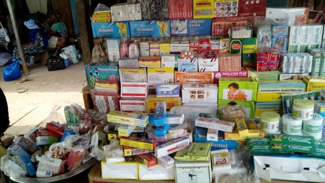 Des médicaments de la rue à Bangui