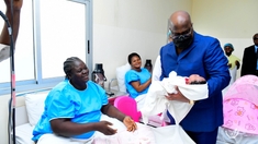 Des soins gratuits pour les femmes enceintes en RD Congo et au Gabon