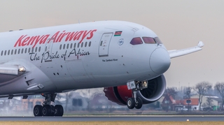 Coronavirus : Kenya Airways veut transporter les vaccins anti-Covid aux différents pays africains