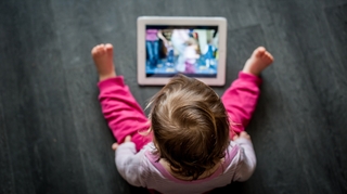Quel est l'impact des écrans sur le cerveau de votre enfant ?