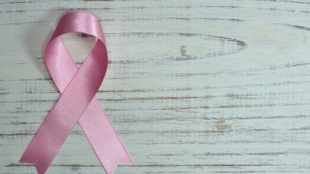 Cancer du sein : on vous dit tout sur l'autopalpation